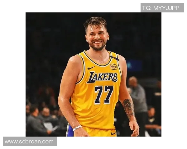 恭喜东契奇!社媒宣布次女奥利维亚出生 恭喜东契奇!社媒宣布次女奥利维亚出生