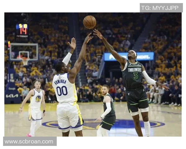 科尔谈DNP库明加:他打得不如之前好,所以我们做出了调整 科尔谈DNP库明加:他打得不如之前好,所以我们做出了调整