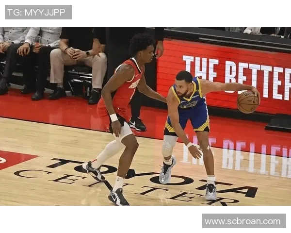 库里连续69场命中三分，创联盟目前最长纪录