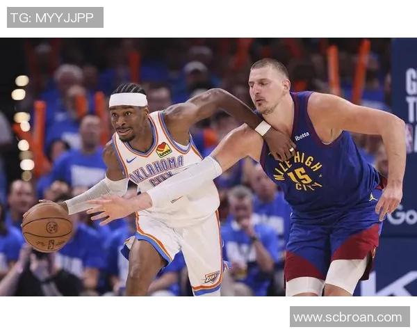 亚当斯老将经验，助力快船年轻球员成长